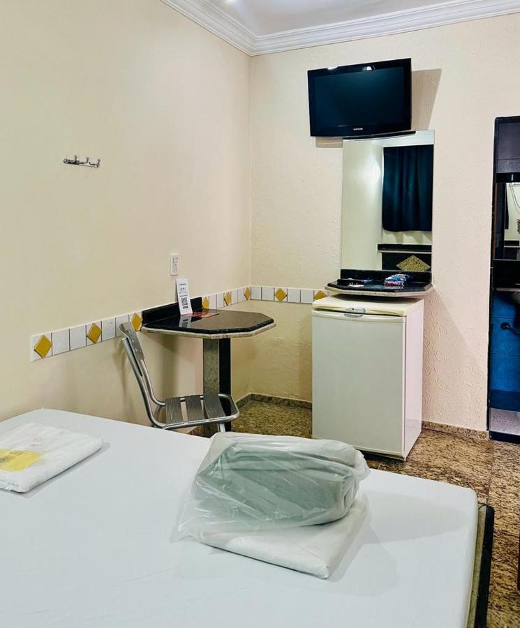 Hotel Buriti Stop (Adults Only) Goiânia Exterior foto